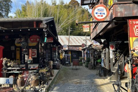 【潜入ルポ】昭和100年、懐かしさに焦がれるトラッカーの秘密基地